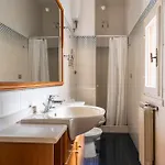 Caravaggio- Con Bagno Privato In Condiviso Oltrarno Pensionat