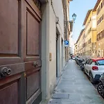 Caravaggio- Con Bagno Privato In Condiviso Oltrarno 3*