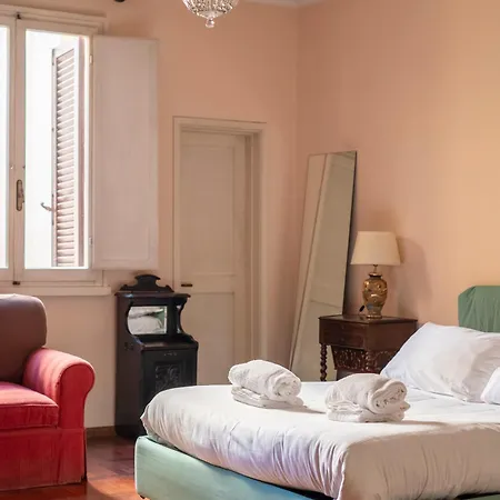 Guest house Caravaggio- Con Bagno Privato In Condiviso Oltrarno Florence