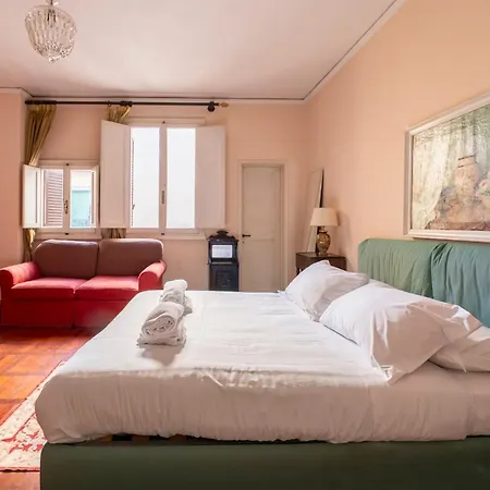 Pensionat Caravaggio- Con Bagno Privato In Condiviso Oltrarno Florens