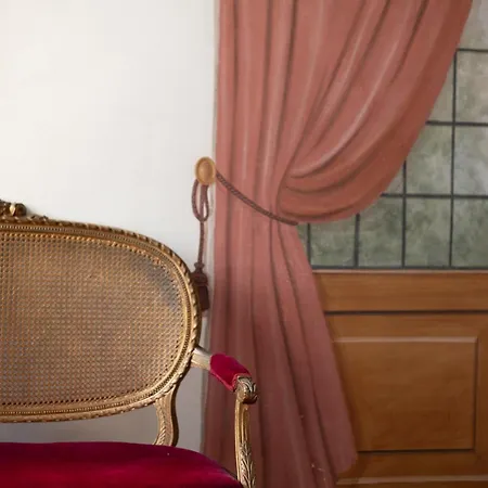 Guest house Caravaggio- Con Bagno Privato In Condiviso Oltrarno