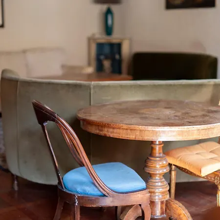 Caravaggio- Con Bagno Privato In Condiviso Oltrarno *