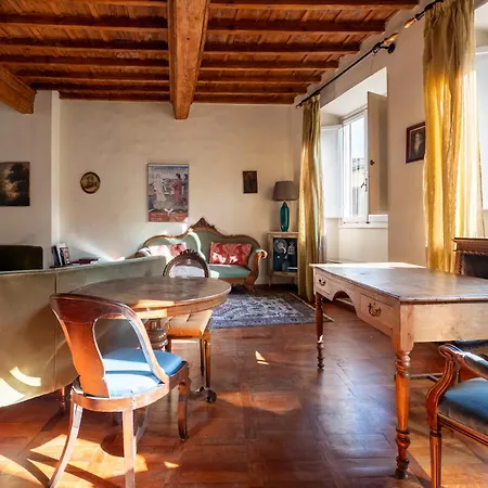Caravaggio- Con Bagno Privato In Condiviso Oltrarno Affittacamere 3*