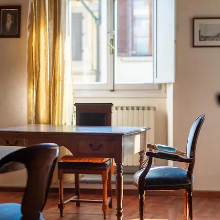 Guest house Caravaggio- Con Bagno Privato In Condiviso Oltrarno Florence