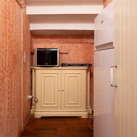 Caravaggio- Con Bagno Privato In Condiviso Oltrarno *
