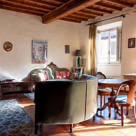 Affittacamere Caravaggio- Con Bagno Privato In Condiviso Oltrarno 3*